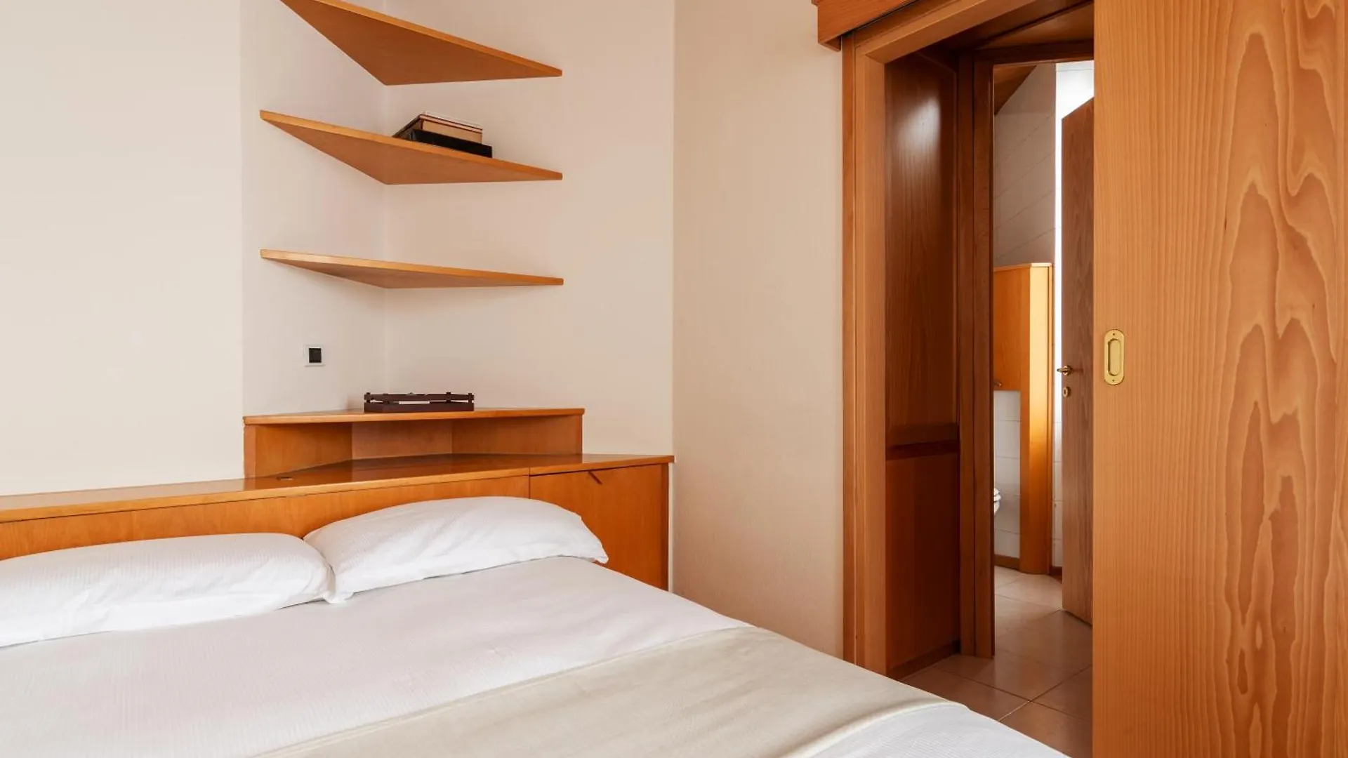 Bilocale Mico - City Life Apartment Milan